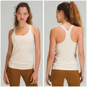 Lululemon top
